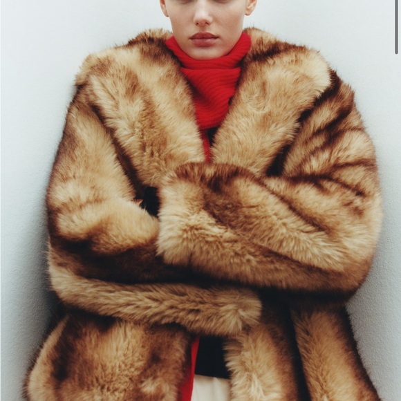 COAT WITH FUR-EFFECT LAPELS - Picture 2 of 2